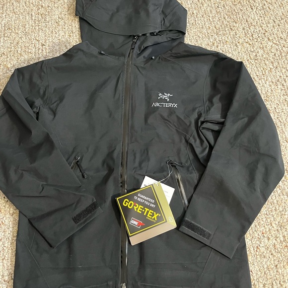 arcteryx Black Hooded Jacket - Picture 1 of 8